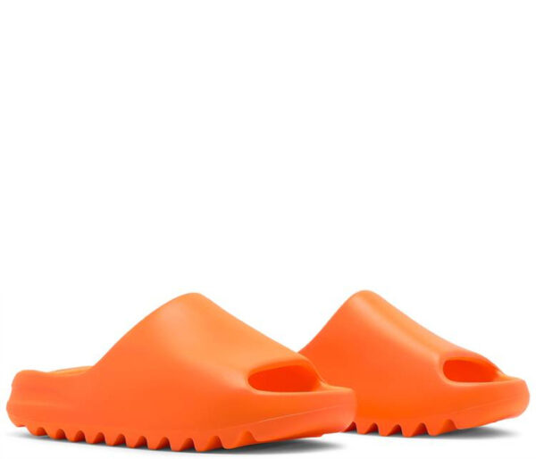 Yeezy Slides Enflame Orange Gz0953 - Image 3