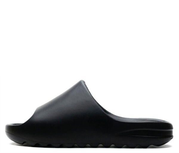 Yeezy Slide Black Fb6348