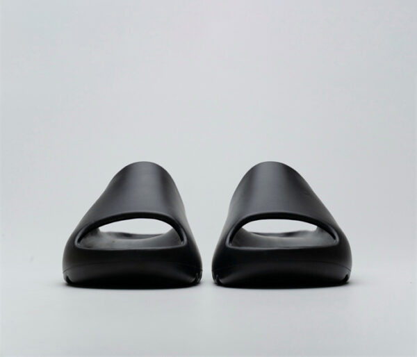 Yeezy Slide Black Fb6348 - Image 5