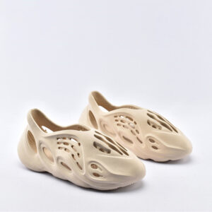 Kanye Yeezy Foam Runner Sand - Image 3