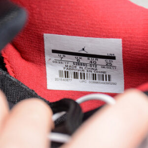 Air Jordan 11 Retro Low Bred Black/ Red Mens 528895-012 - Image 7