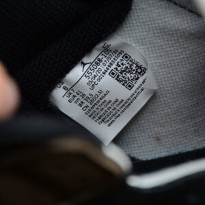 Air Jordan 1 Retro High Og  Dark Mocha  555088-105 - Image 4
