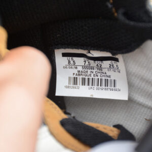 Air Jordan 1 Rookie Of The Year 555088-700 - Image 3