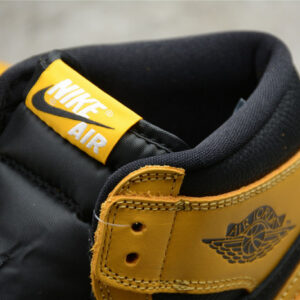 Air Jordan 1 High Og Pollen  555088-701 - Image 9