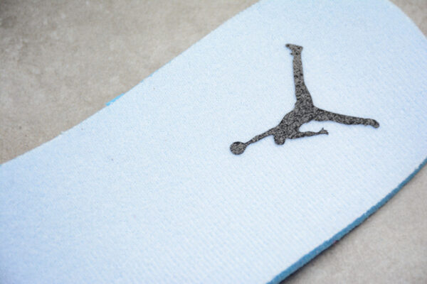 Air Jordan 3 Retro Seoul Korea Av8370-100 - Image 15