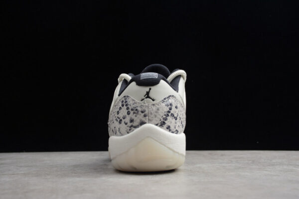 Air Jordan 11 Low Snakeskin Light Bone Cd6846-002 - Image 6