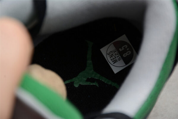 Air Jordan 3 Pine Green Ct8532-030 - Image 3