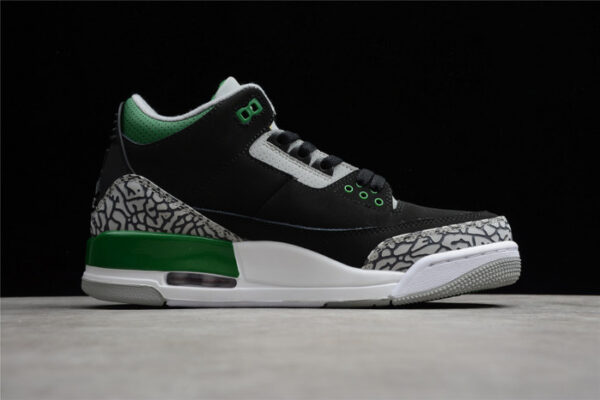 Air Jordan 3 Pine Green Ct8532-030 - Image 4