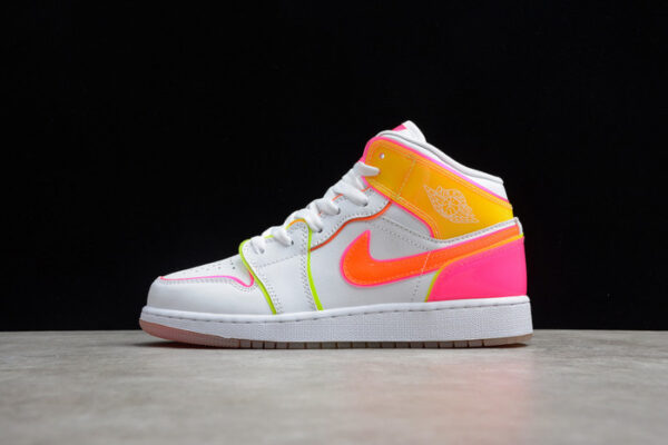 Air Jordan 1 Mid Se Gs Edge Glow Cv4611-100