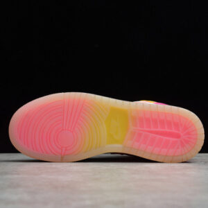 Air Jordan 1 Mid Se Gs Edge Glow Cv4611-100 - Image 4