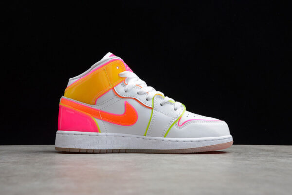 Air Jordan 1 Mid Se Gs Edge Glow Cv4611-100 - Image 5