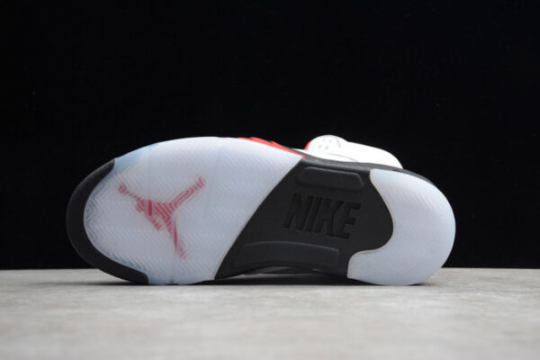 Air Jordan 5 Fire Red 2020 Silver Tongue Da1911-102 - Image 4