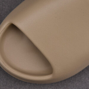 Adidas Yeezy Slide Pure (Restock Pair) Gw1934 - Image 3