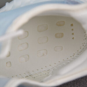 Ad Yeezy 350 Boost V2 Gw2869 - Image 2