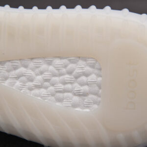 Ad Yeezy 350 Boost V2 Gw2869 - Image 3