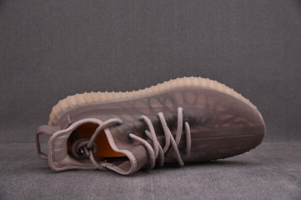 Ad Yeezy 350 Boost V2 Gw2871 - Image 14