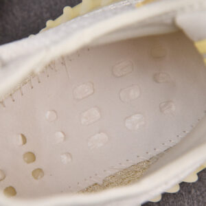 Adidas Yeezy 350 Boost V2 Gy3438 - Image 3
