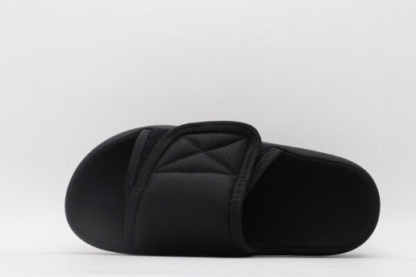 Yeezy Sandal3 - Image 2