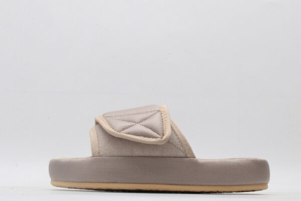 Yeezy Sandal6 - Image 2