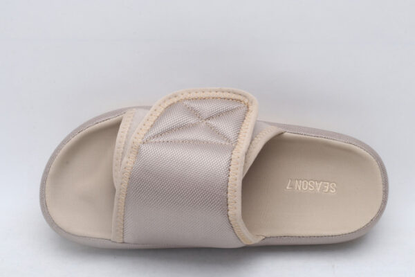 Yeezy Sandal6 - Image 9