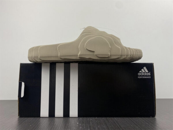 Adidas New Colleettion - Image 2