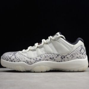 Air Jordan 11 Low Snakeskin Light Bone Cd6846-002 - Image 18