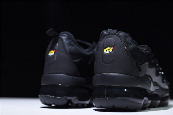 Nike Air Vapormax Plus Triple Black 924453-004 - Image 8