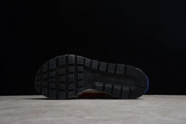 Sacai X Vaporwaffle Sail Cv1363-100 - Image 2