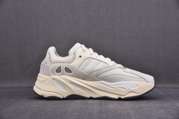 Adidas Yeezy Boost 700 Analog Eg7596 - Image 5