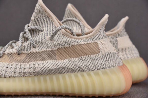 Ad Yeezy 350 Boost V2 Fv3254 - Image 9