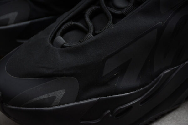 Adidas Yeezy Boost 700 Mnvn Triple Black Fv4440 - Image 3