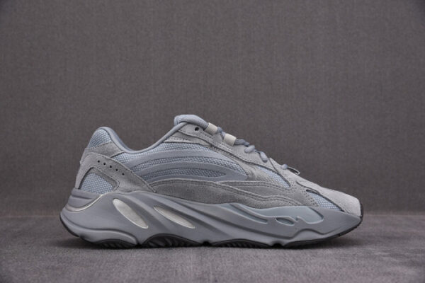 Adidas Yeezy Boost 700 V2 Hospital Blue Fv8424 - Image 6