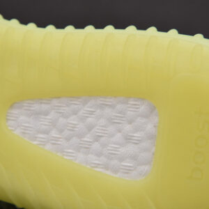 Adidas Yeezy Boost 350 V2 Yeezreel Fw5191 - Image 2