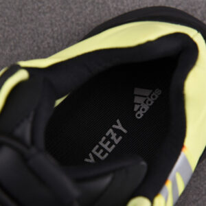 Adidas Yeezy Boost 700 Mnvn Phosphor Fy3727 - Image 4