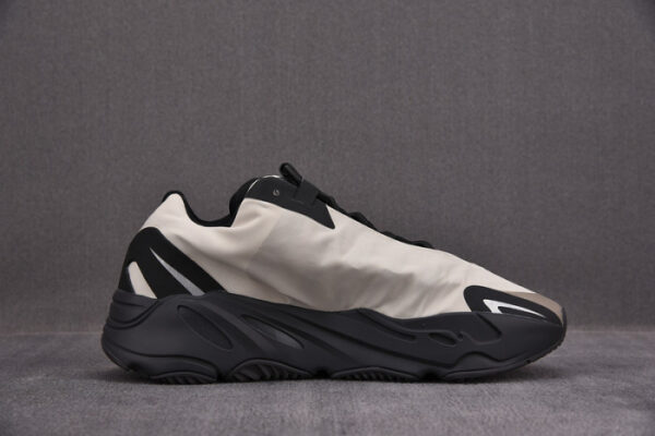 Adidas Yeezy Boost 700 Mnvn Bone Fy3729 - Image 3