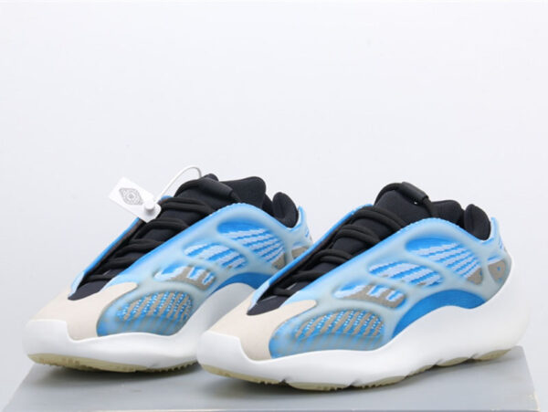 Yeezy 700 V3 Arzareth G54850 - Image 5