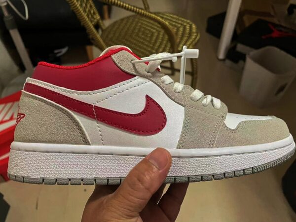 Nike Air Jordan 1 Low SE ?Light Smoke Grey Gym Red? DC6991-016 - Image 6