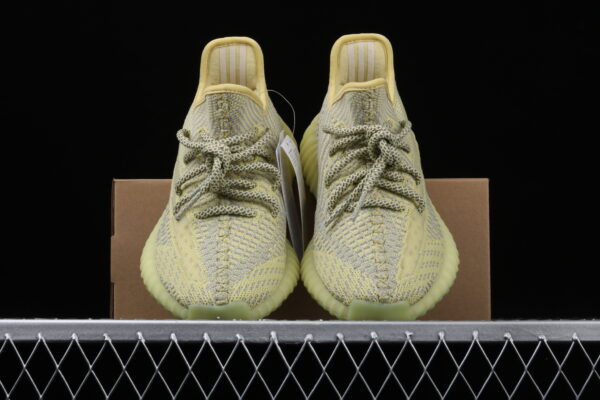 Ad Yeezy 350 Boost V2 Fq9009 - Image 3