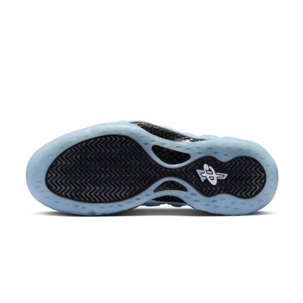 Nike Air Foamposite One 'Psychic Blue' - Image 4